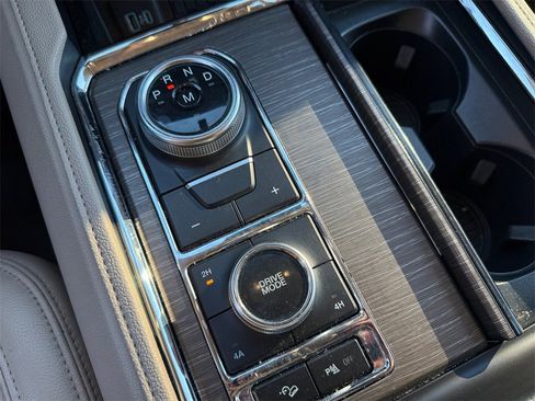 Used 2024 Ford Expedition Max Limited image 22