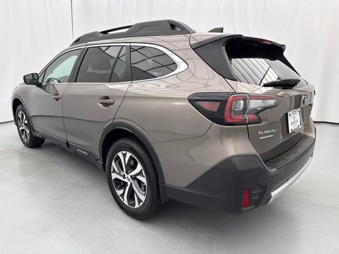 Used 2021 Subaru Outback Limited XT w/ Popular Package #2 AWD/4WD image 5