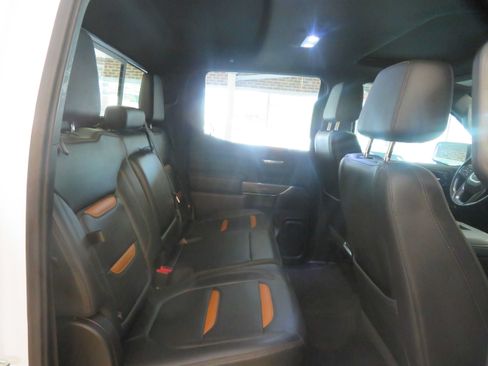 Used 2021 GMC Sierra 1500 AT4 w/ AT4 Value Package AWD/4WD image 23