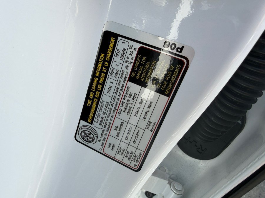 Used 2024 Genesis GV60 RWD image 63