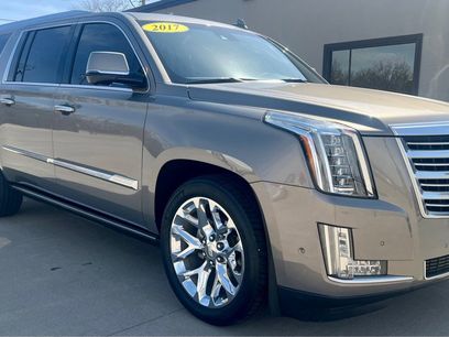 Used 2017 Cadillac Escalade ESV Platinum