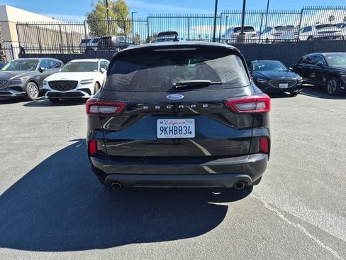 Used 2024 Ford Escape ST-Line image 6