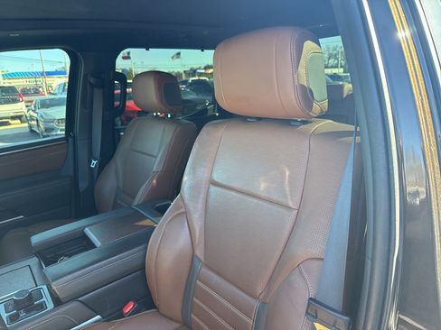 Used 2024 Toyota Tundra 1794 Edition image 12