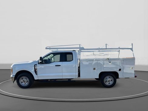 New 2026 Ford F350 XL w/ XL Chrome Package image 8