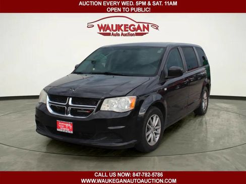 Used 2014 Dodge Grand Caravan SE FWD image 1