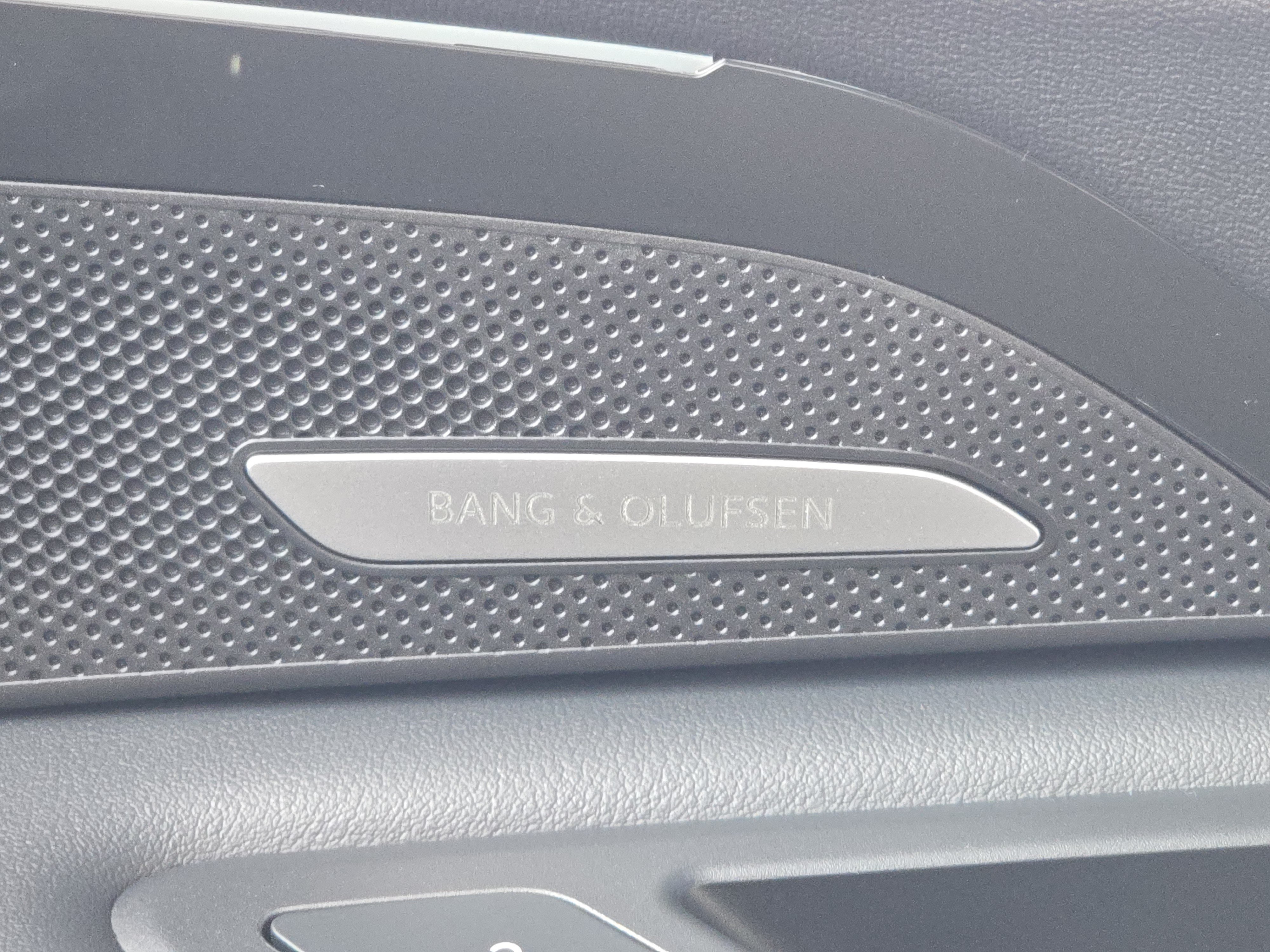 Certified 2025 Audi Q5 Premium Plus w/ Premium Plus AWD/4WD image 15