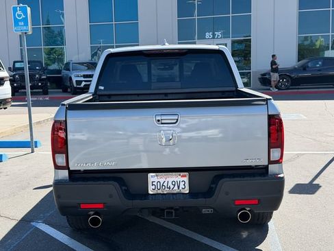 Used 2023 Honda Ridgeline RTL-E image 9