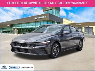 Used 2025 Hyundai Elantra Limited FWD video 1