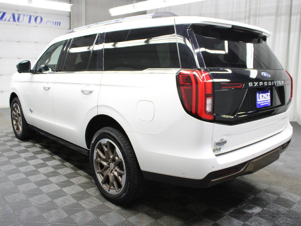 Used 2025 Ford Expedition King Ranch AWD/4WD image 7