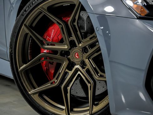 Used 2022 Audi RS 6 w/ Executive Package image 4