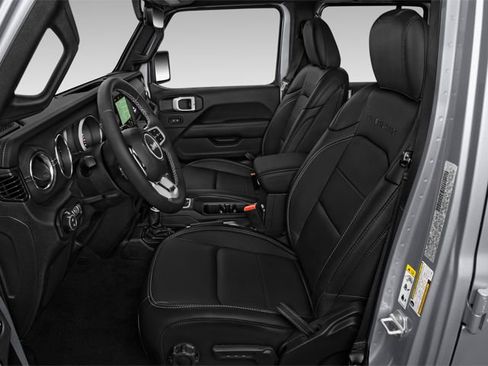 Used 2022 Jeep Gladiator Overland w/ Popular Equipment Package AWD/4WD image 10
