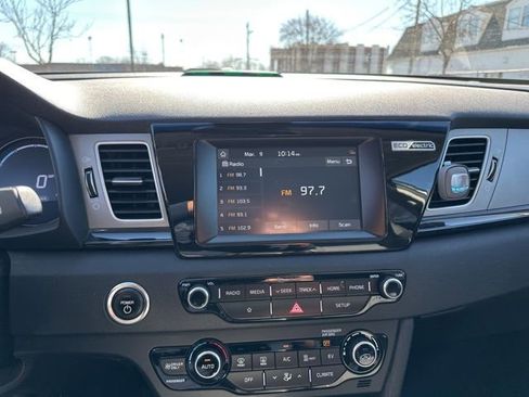 Used 2019 Kia Niro EX w/ Cold Weather Package 2.0 image 39