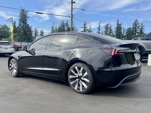 Used 2025 Tesla Model 3 Long Range RWD image 5