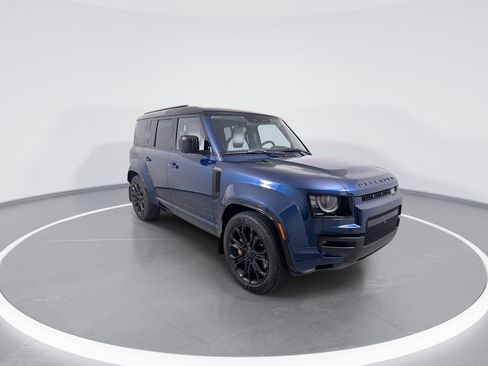Used 2026 Land Rover Defender 110 OCTA AWD/4WD image 2