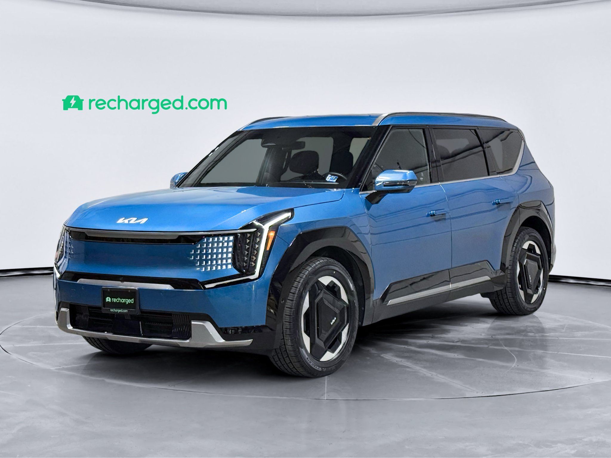 Used 2024 Kia EV9 Land AWD/4WD image 1