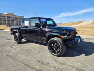 Used 2021 Jeep Gladiator Overland video 1