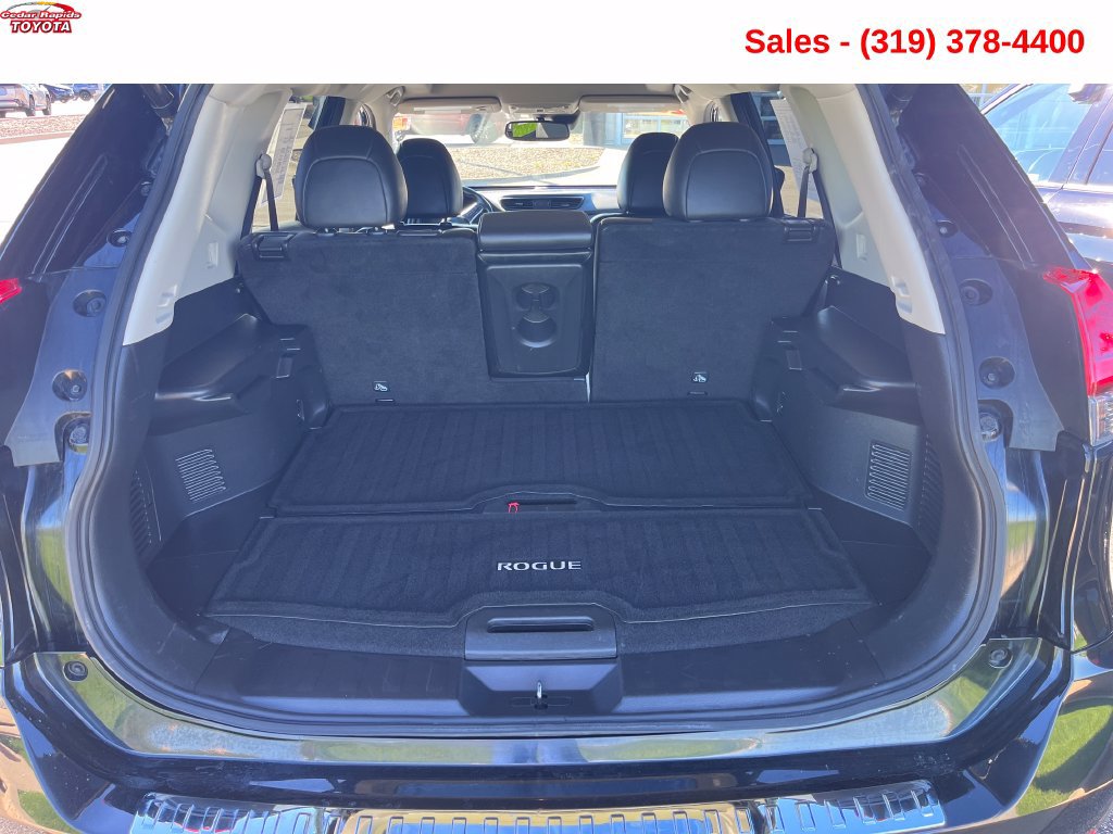 Used 2018 Nissan Rogue SL w/ Premium Package AWD/4WD image 5