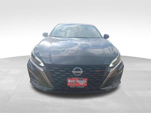 Certified 2024 Nissan Altima 2.5 SR FWD image 2
