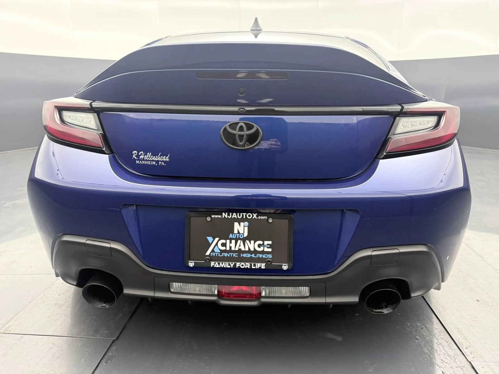 Used 2024 Toyota GR86 Premium RWD image 6