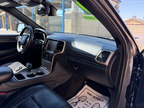 Used 2015 Jeep Grand Cherokee Limited w/ Luxury Group II RWD image 13