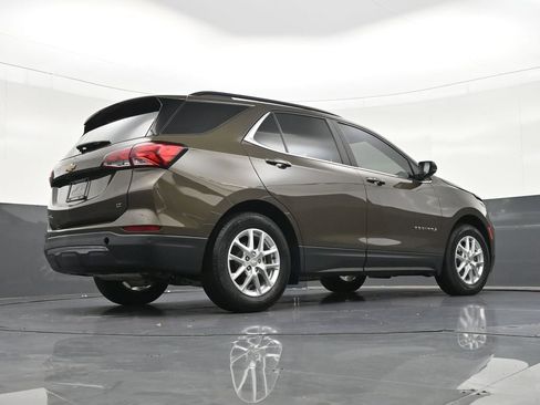 Used 2023 Chevrolet Equinox LT FWD image 29