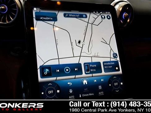 Used 2022 Mercedes-Benz SL 55 AMG 4MATIC w/ Driver Assistance Package image 45