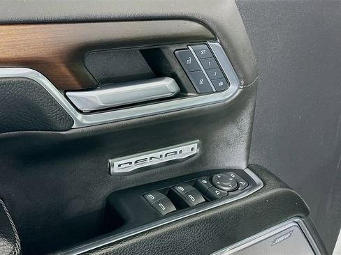 Used 2024 GMC Sierra 1500 Denali image 19