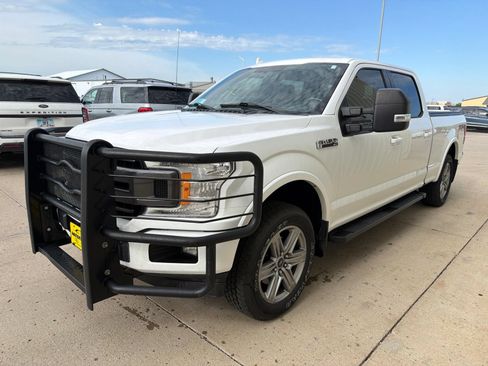 Used 2018 Ford F150 XLT w/ Equipment Group 302A Luxury AWD/4WD image 4