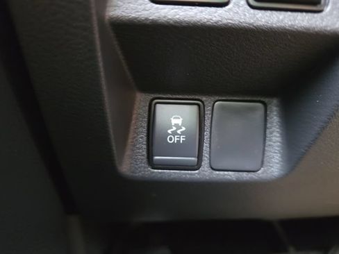 Used 2023 Nissan Frontier SV w/ SV Convenience Package AWD/4WD image 34