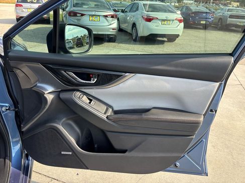 Used 2019 Subaru Crosstrek 2.0i Limited w/ Moonroof Package w/Navigation AWD/4WD image 28