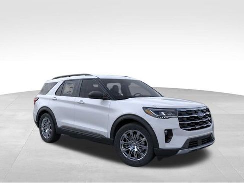 New 2026 Ford Explorer Active w/ Active Comfort Package AWD/4WD image 8
