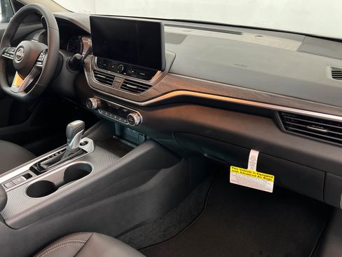 New 2026 Nissan Altima 2.5 SV FWD image 23
