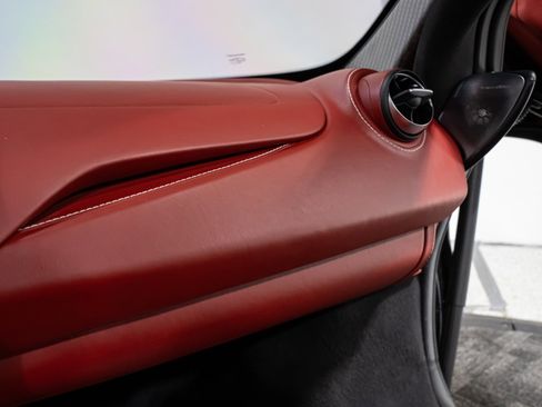 Used 2024 McLaren 750S Spider image 63