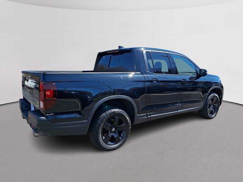Certified 2024 Honda Ridgeline Black Edition image 11