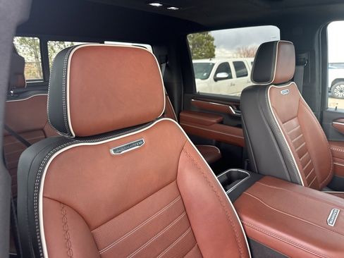 Used 2024 GMC Sierra 2500 Denali Ultimate image 29