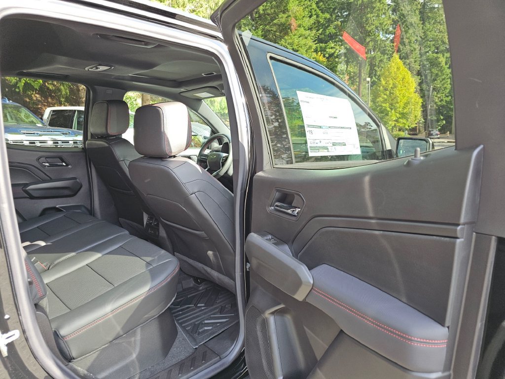 New 2026 Chevrolet Colorado Z71 w/ Technology Package AWD/4WD image 15