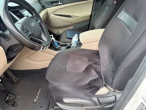 Used 2017 Hyundai Tucson SE FWD image 4