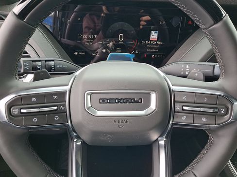 New 2026 GMC Yukon XL Denali w/ Denali Reserve Package AWD/4WD image 11