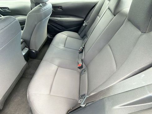 Used 2025 Toyota Corolla LE image 25