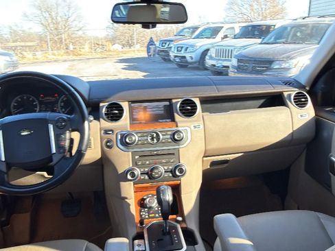 Used 2010 Land Rover LR4 HSE LUX image 18