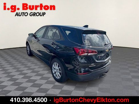 Certified 2023 Chevrolet Equinox LS w/ LS Convenience Package FWD image 5