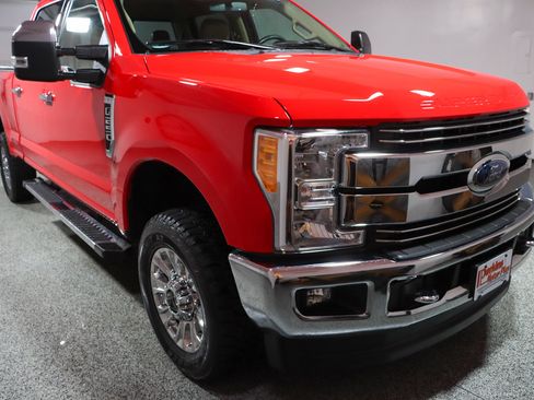 Used 2017 Ford F250 Lariat w/ Chrome Package AWD/4WD image 5