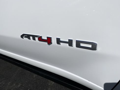 Used 2024 GMC Sierra 2500 AT4 w/ AT4 Premium Plus Package image 46