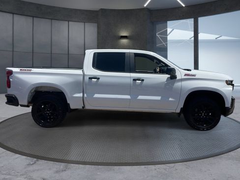 Certified 2021 Chevrolet Silverado 1500 LT Trail Boss w/ LPO, Dark Essentials Package AWD/4WD image 7