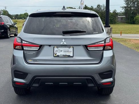 Used 2023 Mitsubishi Outlander Sport AWD image 4