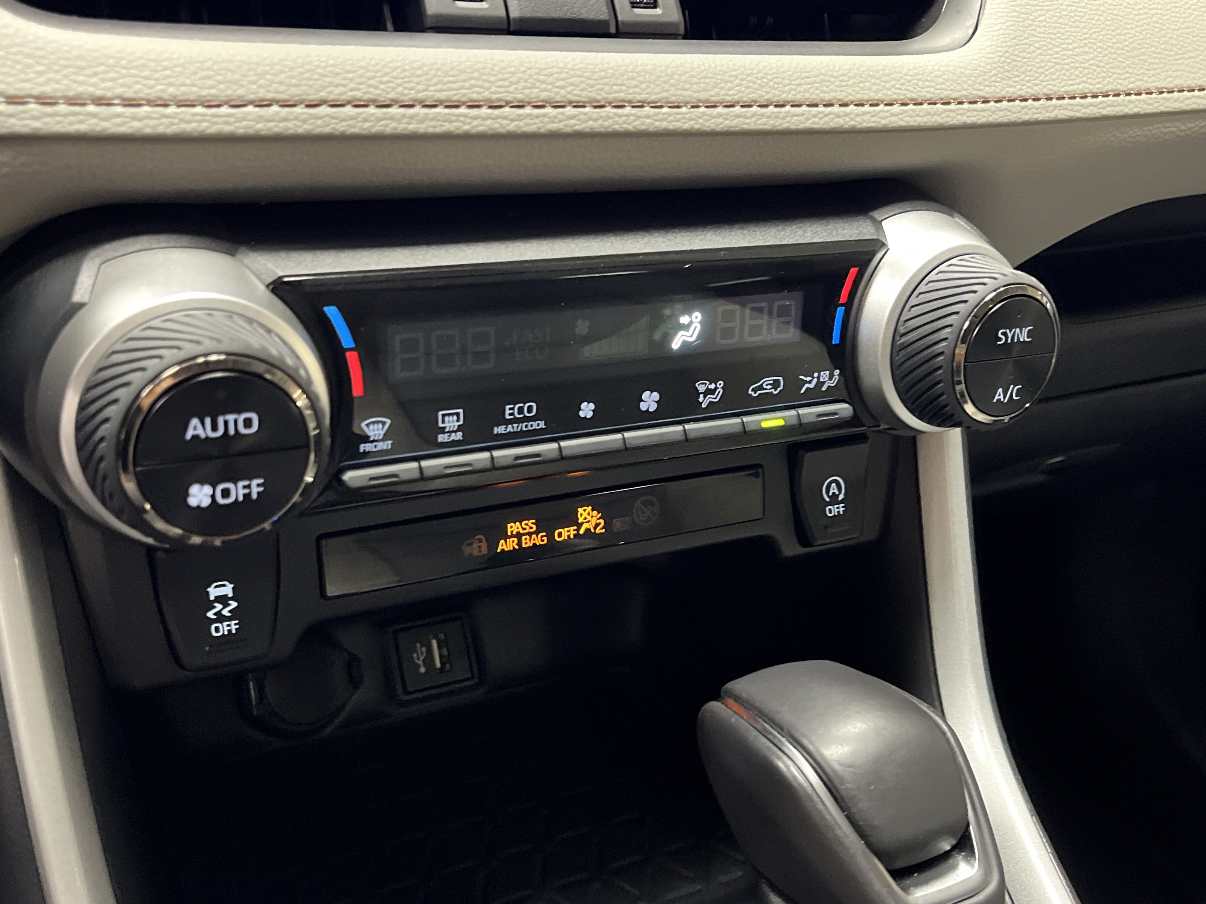 Certified 2025 Toyota RAV4 XLE Premium FWD image 35