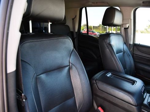 Used 2020 GMC Yukon SLT AWD/4WD image 36