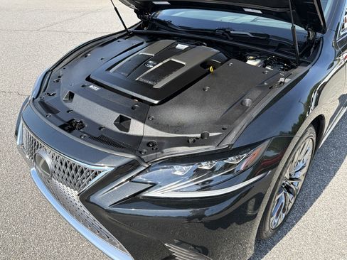 Used 2019 Lexus LS 500 w/ Interior Upgrade Package image 24