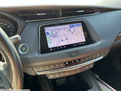 Used 2019 Cadillac XT4 Premium Luxury FWD image 9