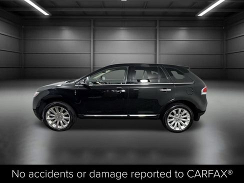 Used 2013 Lincoln MKX AWD image 3